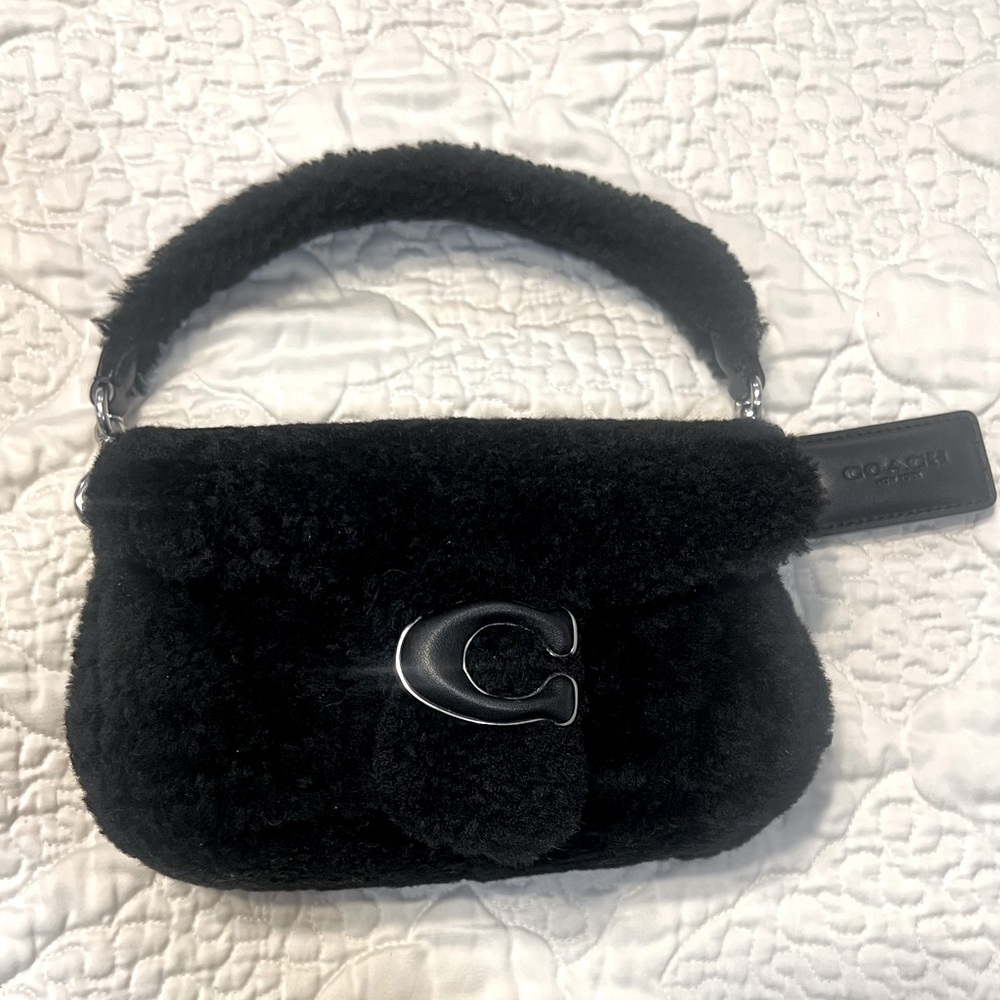 Coach CC444 Pillow Tabby Shoulder Bag 18 In Shearling IN Black